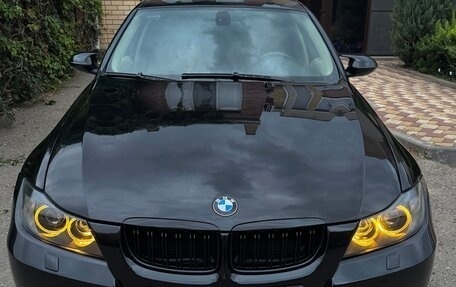 BMW 3 серия, 2006 год, 1 100 000 рублей, 2 фотография