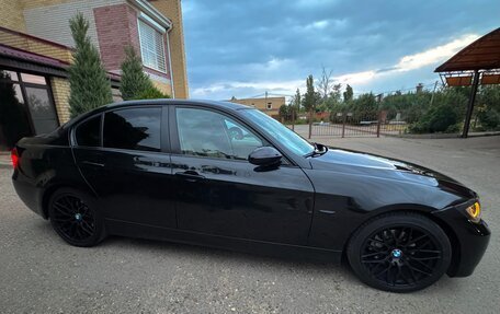 BMW 3 серия, 2006 год, 1 100 000 рублей, 8 фотография
