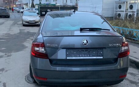 Skoda Octavia, 2017 год, 1 860 000 рублей, 8 фотография