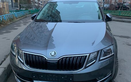 Skoda Octavia, 2017 год, 1 860 000 рублей, 3 фотография