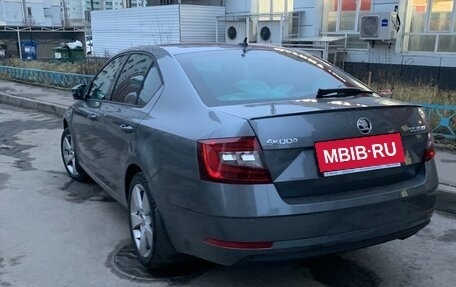 Skoda Octavia, 2017 год, 1 860 000 рублей, 10 фотография