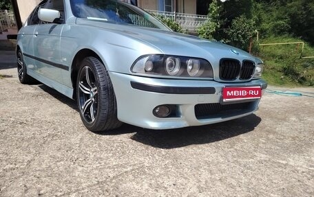 BMW 5 серия, 1998 год, 730 000 рублей, 1 фотография