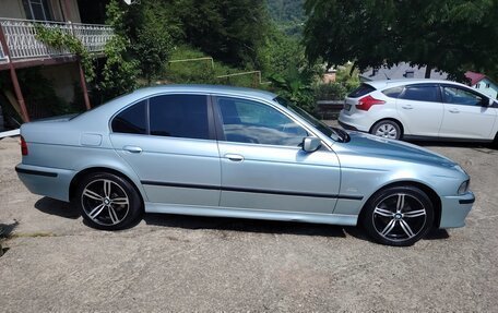 BMW 5 серия, 1998 год, 730 000 рублей, 2 фотография