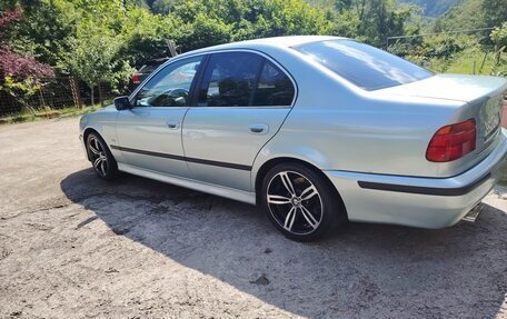 BMW 5 серия, 1998 год, 730 000 рублей, 14 фотография