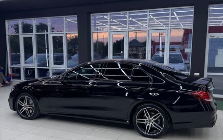 Mercedes-Benz E-Класс, 2017 год, 3 500 000 рублей, 5 фотография