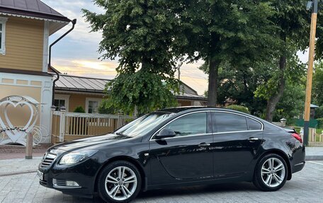 Opel Insignia II рестайлинг, 2010 год, 800 000 рублей, 2 фотография