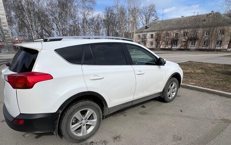 Toyota RAV4, 2013 год, 2 250 000 рублей, 4 фотография