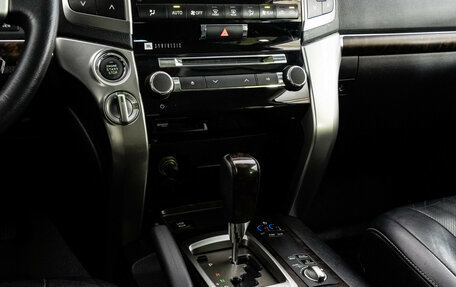 Toyota Land Cruiser 200, 2012 год, 4 199 000 рублей, 16 фотография