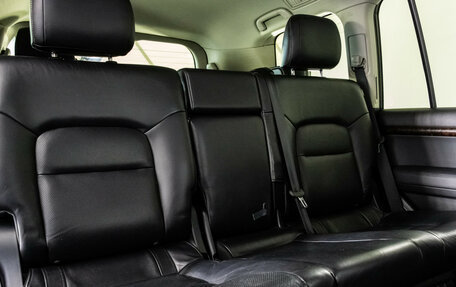 Toyota Land Cruiser 200, 2012 год, 4 199 000 рублей, 24 фотография