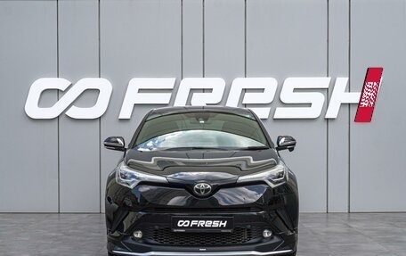 Toyota C-HR I рестайлинг, 2019 год, 2 110 000 рублей, 3 фотография