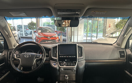 Toyota Land Cruiser 200, 2019 год, 7 778 989 рублей, 18 фотография