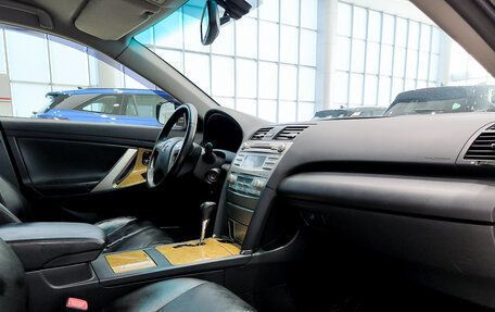 Toyota Camry, 2006 год, 990 000 рублей, 13 фотография