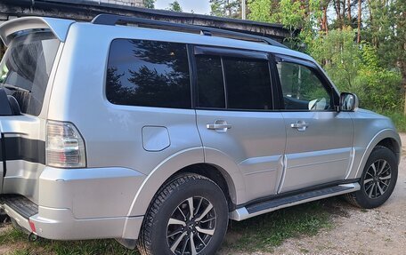Mitsubishi Pajero IV, 2015 год, 2 550 000 рублей, 5 фотография