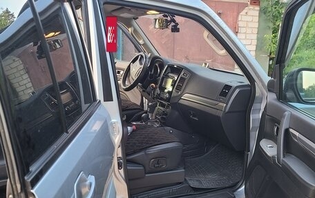 Mitsubishi Pajero IV, 2015 год, 2 550 000 рублей, 15 фотография