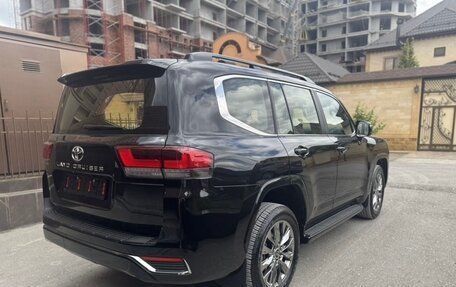 Toyota Land Cruiser, 2023 год, 10 800 000 рублей, 2 фотография