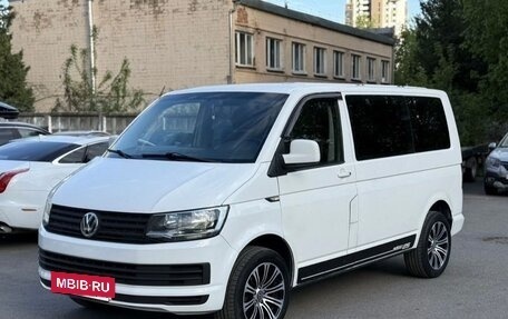 Volkswagen Transporter T5 рестайлинг, 2008 год, 1 200 000 рублей, 2 фотография