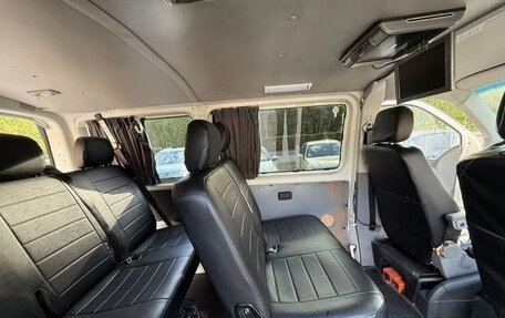 Volkswagen Transporter T5 рестайлинг, 2008 год, 1 200 000 рублей, 8 фотография