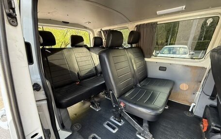 Volkswagen Transporter T5 рестайлинг, 2008 год, 1 200 000 рублей, 12 фотография