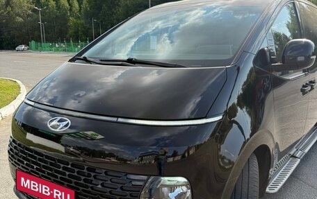 Hyundai Staria, 2022 год, 3 970 000 рублей, 7 фотография