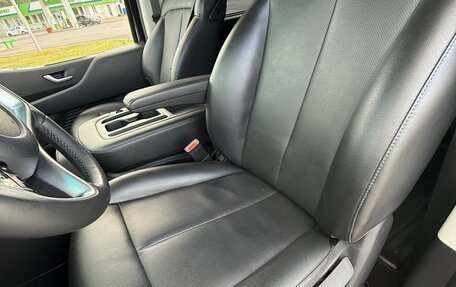 Hyundai Staria, 2022 год, 3 970 000 рублей, 21 фотография