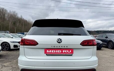 Volkswagen Touareg III, 2019 год, 8 600 000 рублей, 6 фотография