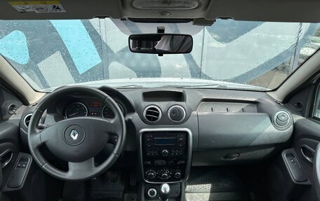 Renault Duster I рестайлинг, 2014 год, 950 000 рублей, 2 фотография