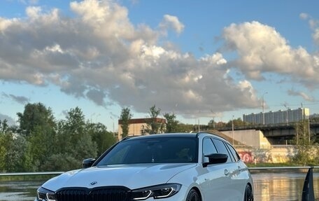 BMW 3 серия, 2020 год, 5 500 000 рублей, 4 фотография