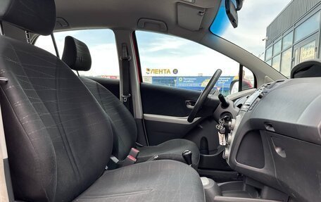 Toyota Yaris III рестайлинг, 2008 год, 549 000 рублей, 7 фотография