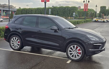 Porsche Cayenne III, 2010 год, 1 890 000 рублей, 2 фотография