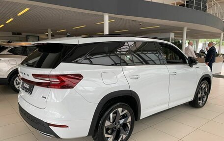 Skoda Kodiaq, 2025 год, 5 832 000 рублей, 4 фотография
