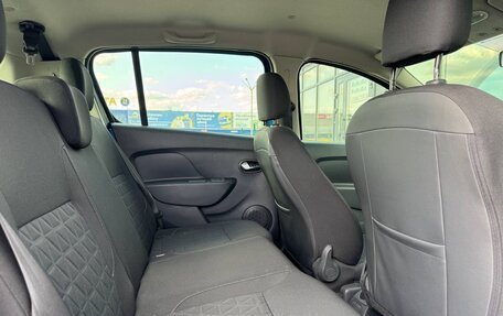 Renault Sandero II рестайлинг, 2015 год, 890 000 рублей, 4 фотография