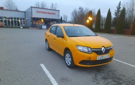 Renault Logan II, 2017 год, 365 000 рублей, 8 фотография
