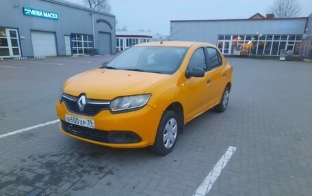 Renault Logan II, 2017 год, 365 000 рублей, 9 фотография