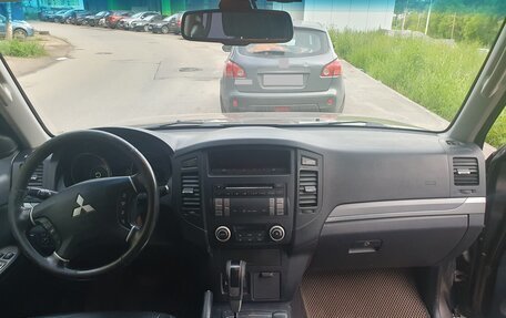 Mitsubishi Pajero IV, 2011 год, 1 600 000 рублей, 15 фотография