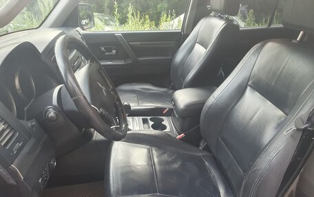Mitsubishi Pajero IV, 2011 год, 1 600 000 рублей, 23 фотография