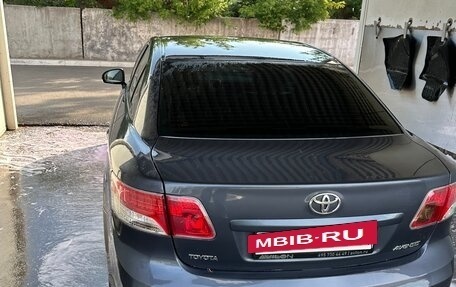 Toyota Avensis III рестайлинг, 2011 год, 1 200 000 рублей, 5 фотография