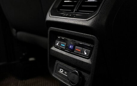 Volkswagen Tiguan II, 2021 год, 2 450 000 рублей, 18 фотография