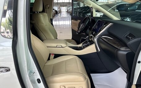 Toyota Vellfire II, 2021 год, 6 450 020 рублей, 9 фотография