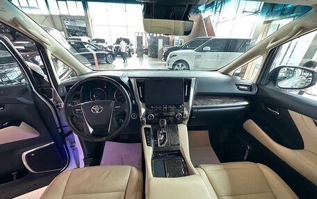 Toyota Vellfire II, 2021 год, 6 450 020 рублей, 14 фотография