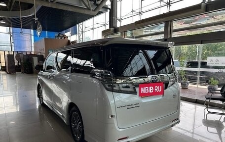 Toyota Vellfire II, 2021 год, 6 450 020 рублей, 5 фотография