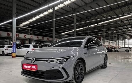Volkswagen Golf VIII, 2022 год, 1 835 000 рублей, 3 фотография