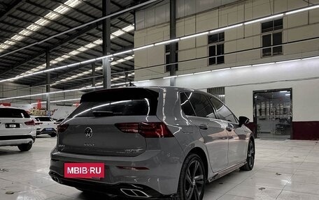 Volkswagen Golf VIII, 2022 год, 1 835 000 рублей, 6 фотография