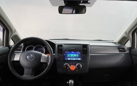 Nissan Tiida, 2010 год, 632 000 рублей, 9 фотография