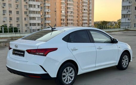 Hyundai Solaris II рестайлинг, 2020 год, 960 000 рублей, 3 фотография