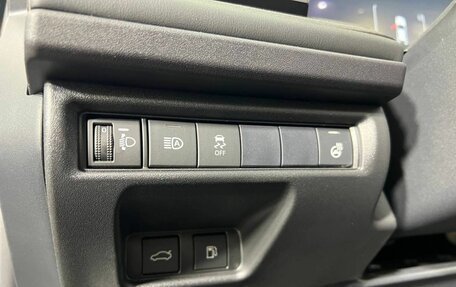 Toyota Camry, 2024 год, 4 890 000 рублей, 9 фотография