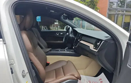 Volvo S60 III, 2022 год, 2 235 000 рублей, 16 фотография
