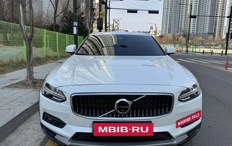 Volvo V90 Cross Country I рестайлинг, 2022 год, 4 500 000 рублей, 5 фотография