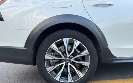 Volvo V90 Cross Country I рестайлинг, 2022 год, 4 500 000 рублей, 19 фотография