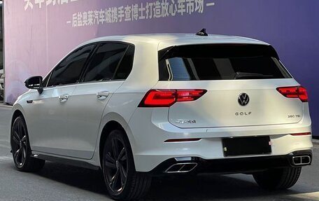 Volkswagen Golf VIII, 2020 год, 1 765 000 рублей, 6 фотография