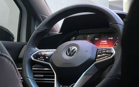 Volkswagen Golf VIII, 2020 год, 1 765 000 рублей, 9 фотография